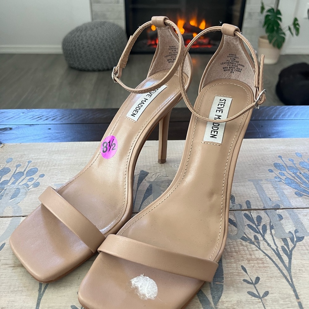 Steve Madden Nude Sandal heel 8.5
